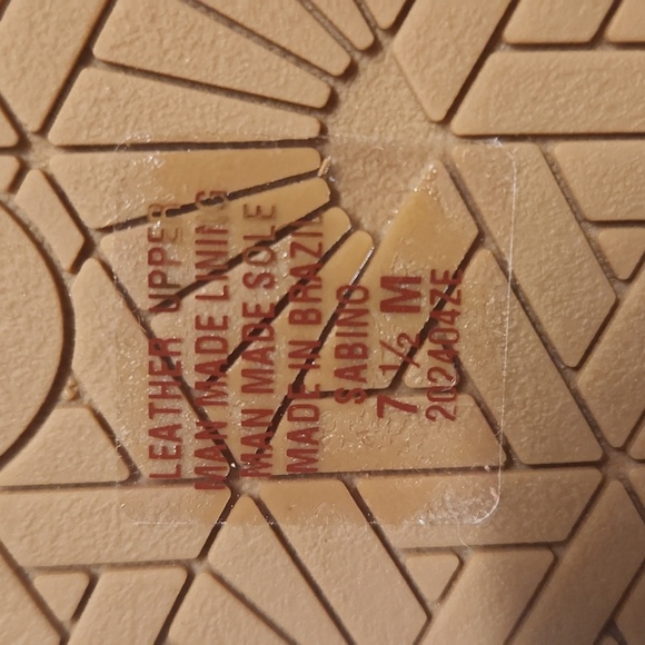 NWOB BRIOSO Women's Black Leather Shoes Size 7 1/2. - Picture 11 of 12